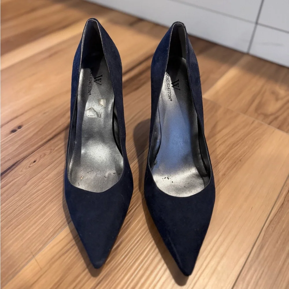 Worthington Pointed Toe Suede Stiletto - Picture 2 of 4